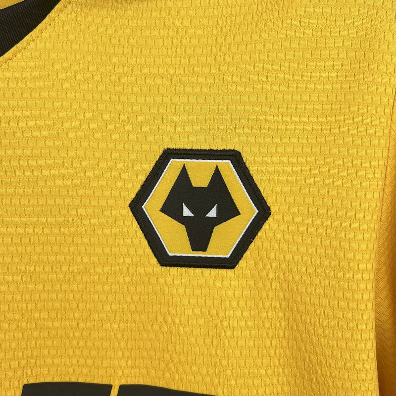 Wolverhampton Home 2025/26 Torcedor