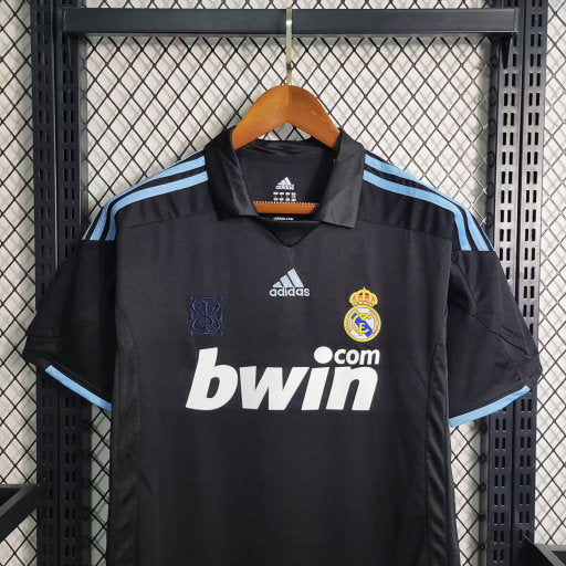 Real Madrid Away 2009/10 Retro Fan