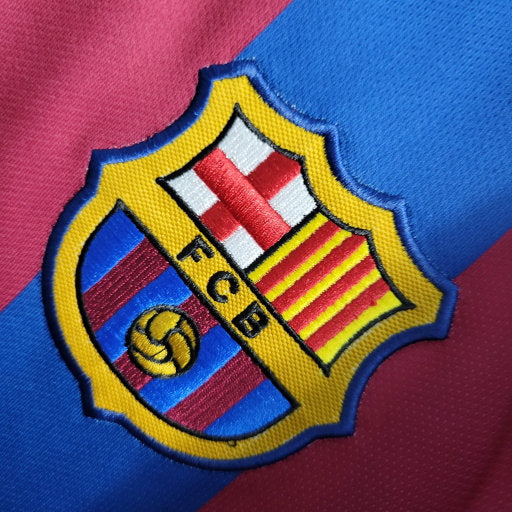 Barcelona Home 2005/06 Retro Fan