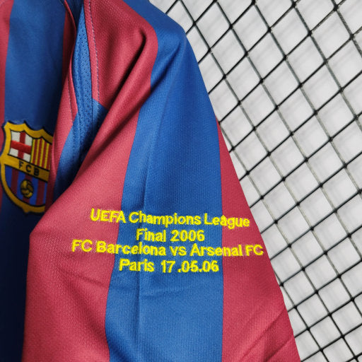 Barcelona Home 2005/06 Retro Fan