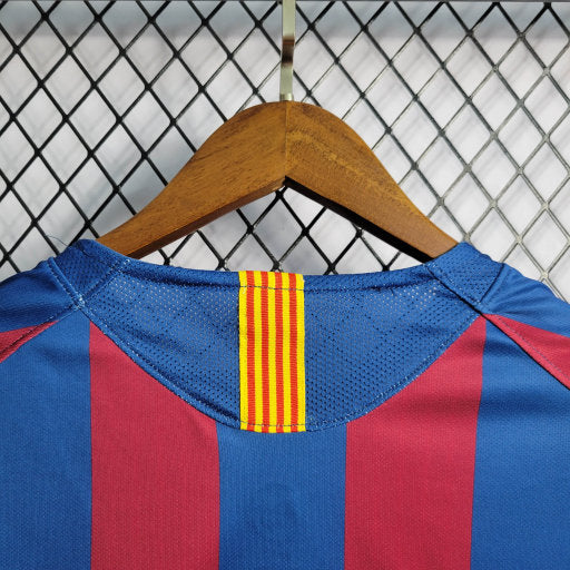 Barcelona Home 2005/06 Retro Fan