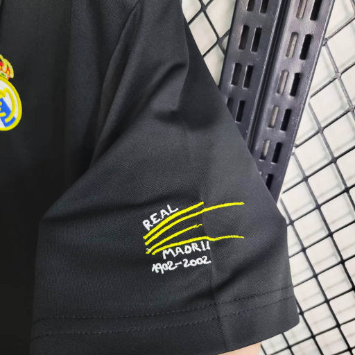 Real Madrid Away 2002/03 Retro Fan