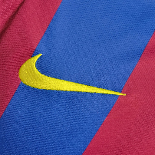 Barcelona Home 2005/06 Retro Fan