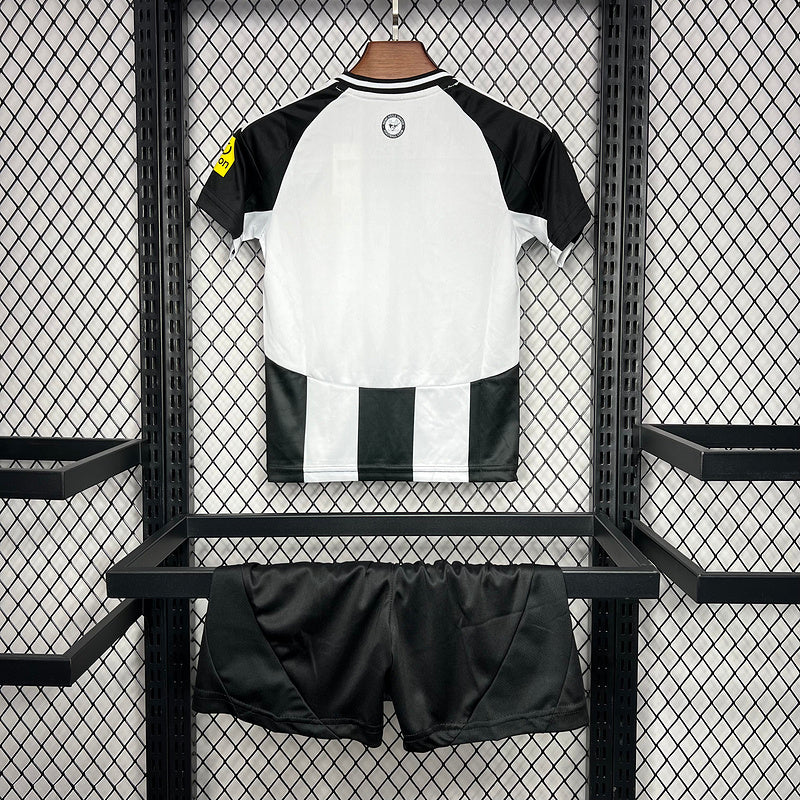 Liverpool Home 2024/25 Children's Kit