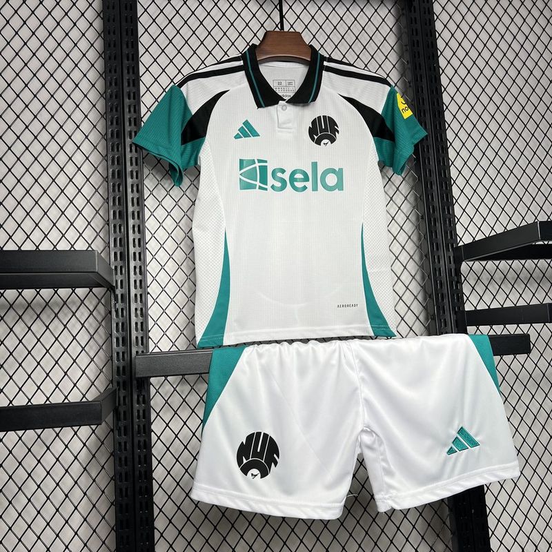 Liverpool Home 2024/25 Children's Kit