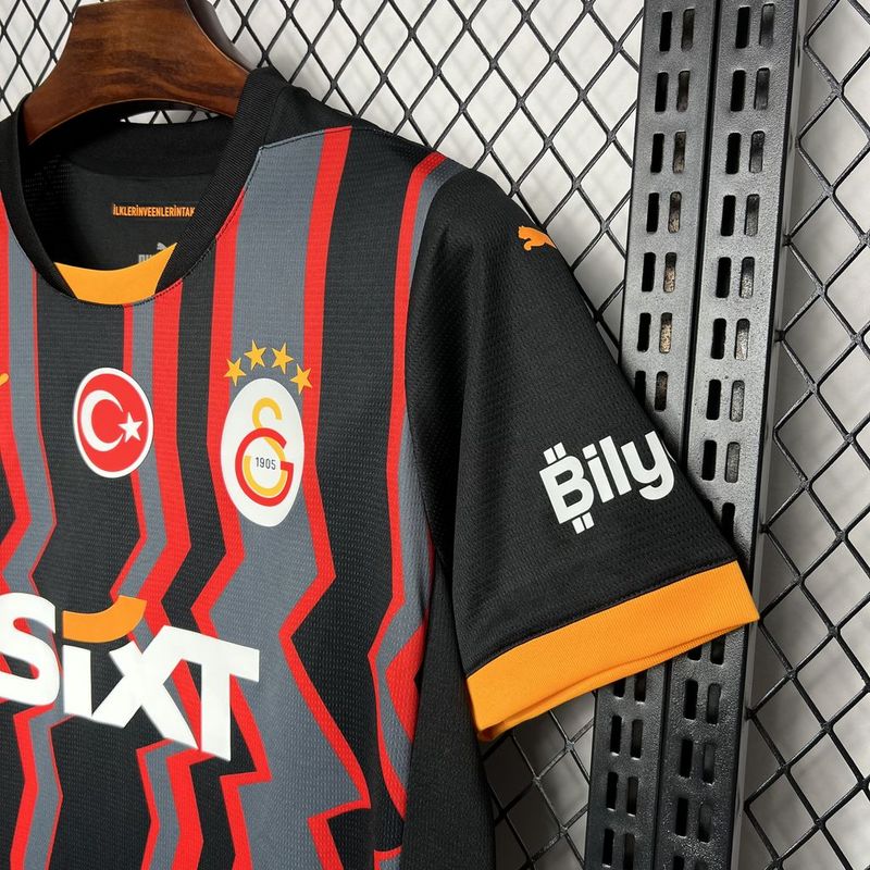 Galatasary Third 2024/25 Torcedor