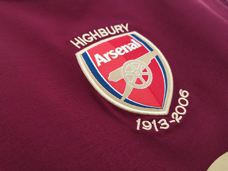 Arsenal Home 2005/06 Retro Fan Ready for Delivery