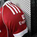 Liverpool Home 2025/26 Jogador